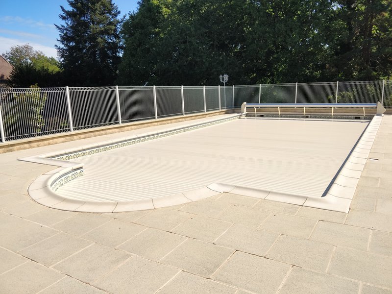 Automated pool cover fully closed